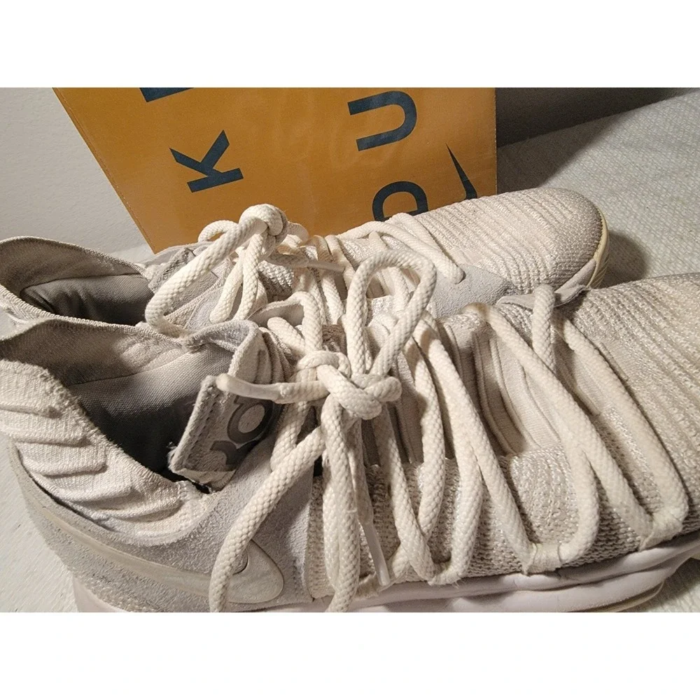 Nike KD 10 Numbers‎ Men's Size 9.5 Sneakers White Basketball Shoes